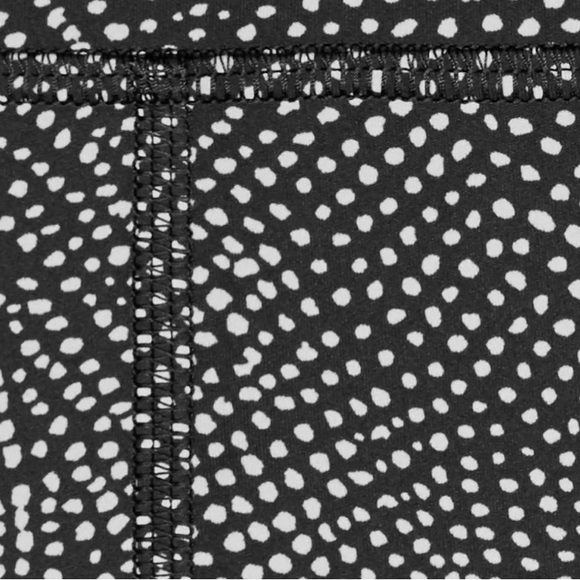 *SOLD* Lululemon Fast and Free Tight *Nulux* - Picture 7 of 11